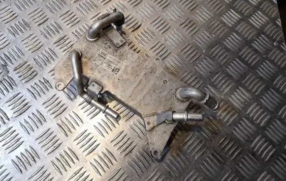 Audi A4 S4 B9 Transmission/gearbox oil cooler 4H0317021T