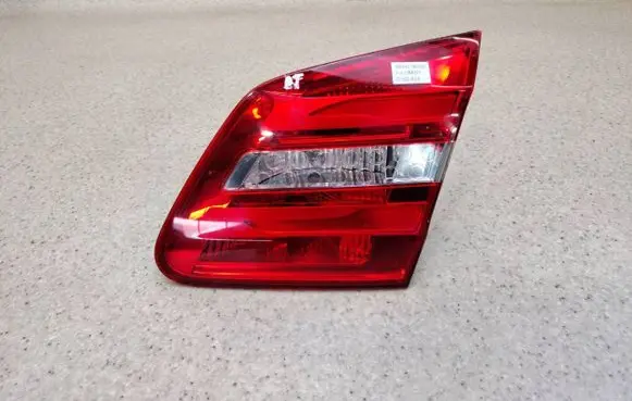 Mercedes-Benz B W246 W242 Tailgate rear/tail lights A2469066400