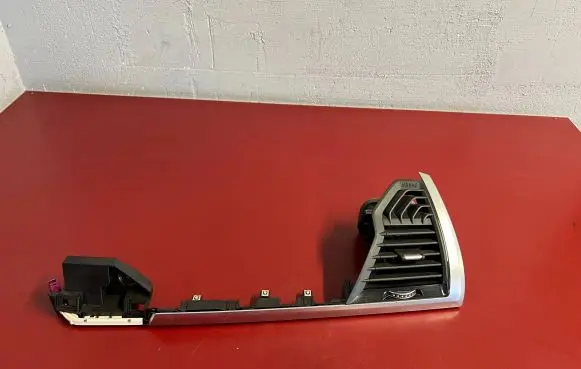Dashboard side air vent grill/cover trim
