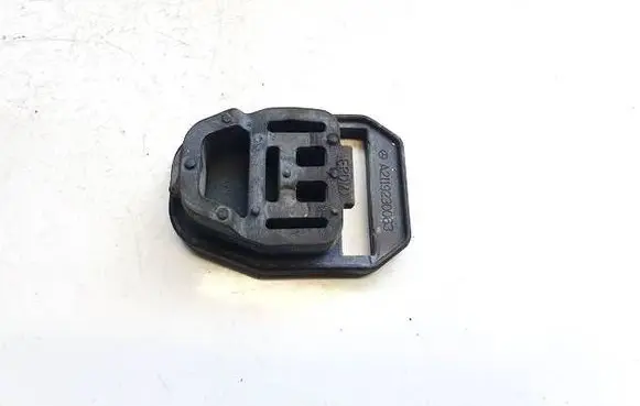 Mercedes-Benz E W211 Radiator mount bracket A2119230063
