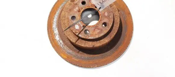 Subaru Legacy Rear brake disc neventiliuojamas