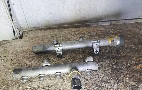 Audi A6 S6 C6 4F Fuel main line pipe 059130090AG 059130089AB