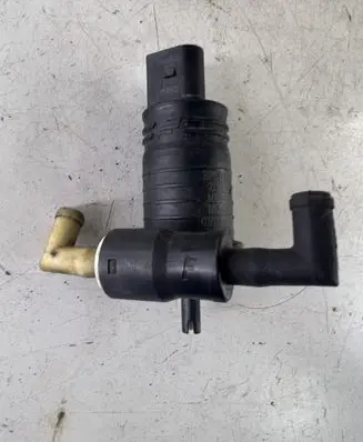 Jeep Cherokee Windscreen/windshield washer pump 22363D 22363