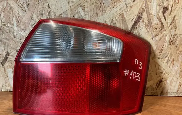 Audi A4 S4 B6 8E 8H Rear/tail lights 8E0945096
