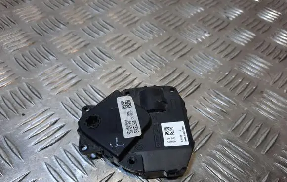 Jaguar XF Other engine bay part 7496X250A