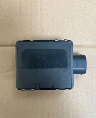 Mercedes-Benz C W205 Distronic sensor radar A0009053111 39R11584 0203302310