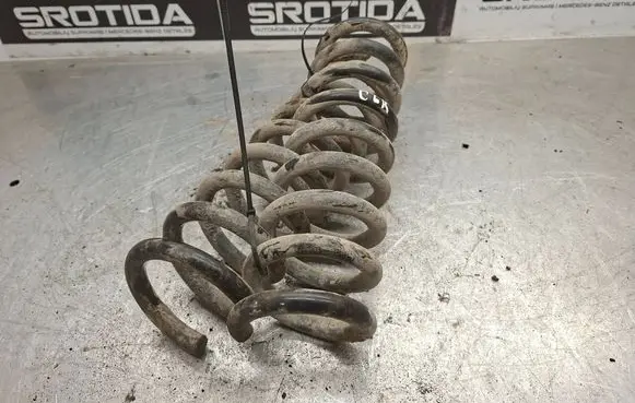 Mercedes-Benz CLK A209 C209 Rear coil spring 