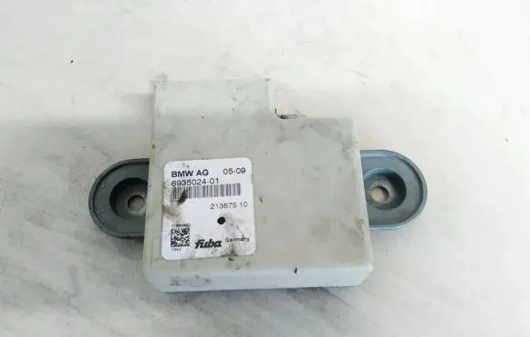 BMW 7 E65 E66 Antenna control unit 693502401 6935024-01