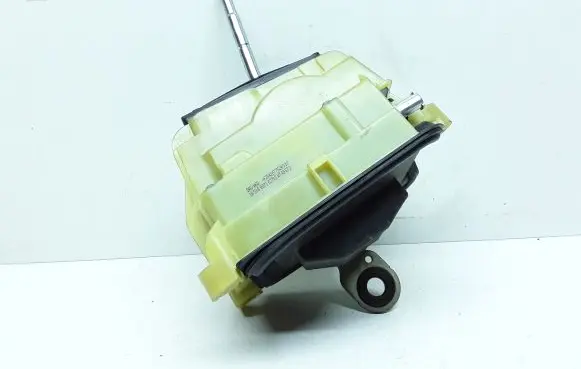 Mercedes-Benz C W204 Gear shifter/selector A2042677524
