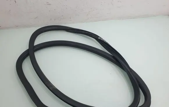 Seat Ibiza IV (6J,6P) Front door rubber seal 