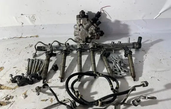 BMW 5 F10 F11 Fuel injection system set 0445101617 7801238 780012402