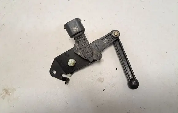 BMW X4 G02 Headlight/headlamp level sensor 6895467