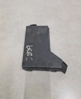 Nissan Qashqai Fuse box cover 3191364C8 24382BB00B