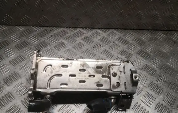 Mercedes-Benz SLK R172 EGR valve cooler 6511400775 A6511400775