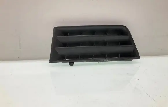 Renault Megane II Front grill 8200114156