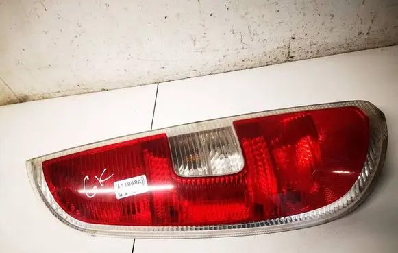 Skoda Roomster (5J) Rear/tail lights 5J7945111 5J7945095