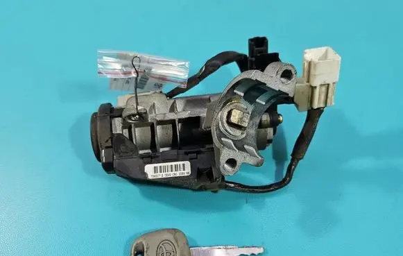 Toyota Corolla E110 Ignition lock IMPRK1601181