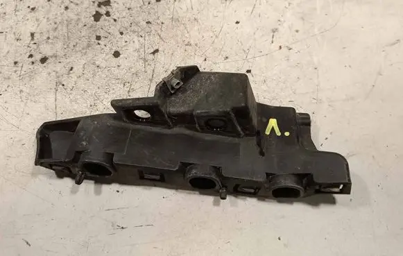 Audi Q7 4M Front bumper mounting bracket 4M0807283LI 0X260