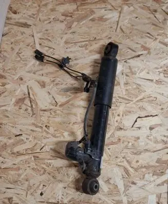 Lexus RX 450H Rear shock absorber/damper 4853048392