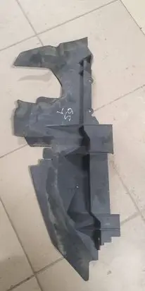 Audi Q7 4L Intercooler air guide/duct channel 4L0121283