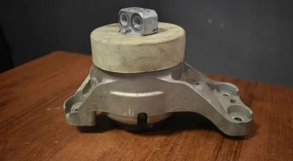 Mercedes-Benz S W223 Engine mount vacuum valve A2232401301