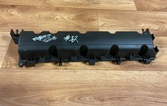 Citroen C4 I Rocker cam cover F09702160100