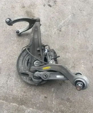 BMW 5 G30 G31 G38 Front wheel hub spindle knuckle BMW3112 6861178