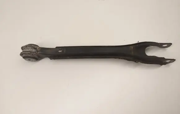 Mercedes-Benz E W212 Rear control arm A2403521205 1011