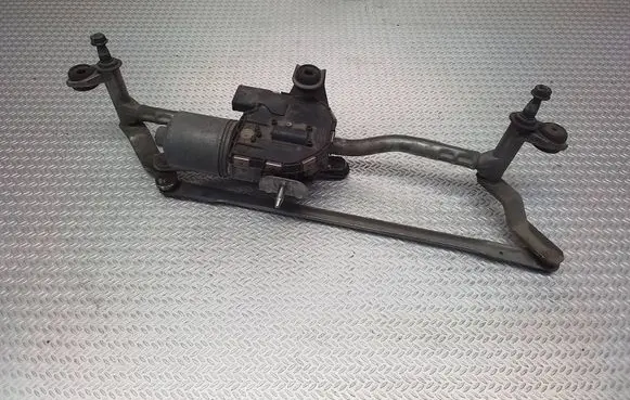 Volkswagen Caddy Front wiper linkage and motor 1T1955023A 1T1955119A