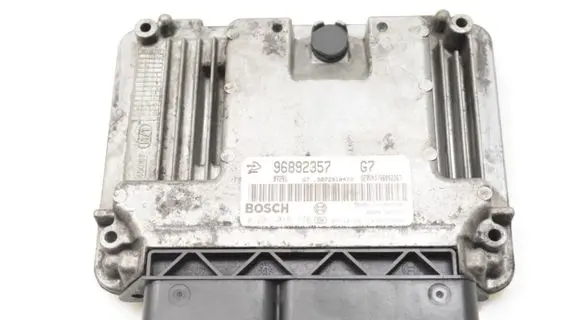Chevrolet Captiva Engine control unit/module 96892357