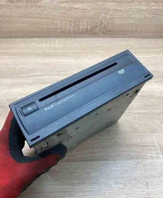 Audi Q7 4L Navigation unit CD/DVD player 4E0919887D 4E0910887Q