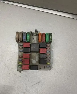 Lancia Musa Fuse module 51739431