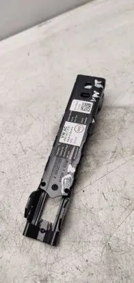 Volkswagen PASSAT B8 Seat belt height adjuster 4M0857819 627966600