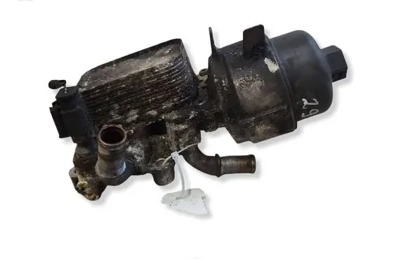 Ford S-MAX Oil filter mounting bracket 