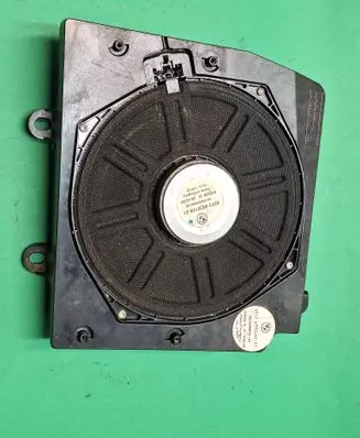 BMW X3 E83 Subwoofer speaker 6990102 61928910 4913430972