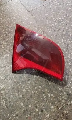 Audi A4 S4 B7 8E 8H Tailgate rear/tail lights 8E9945094