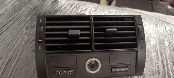 BMW X5 E53 Rear air vent grill 8409081