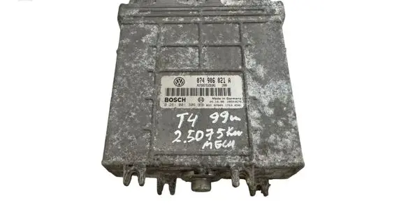 Volkswagen Transporter - Caravelle T4 Engine control unit/module 074906021A 28SA3676 0281001306