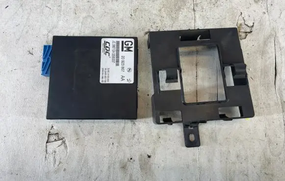 Opel Astra J Suspension control unit/module 20923867