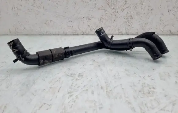 Audi A4 S4 B7 8E 8H Engine coolant pipe/hose 038121086M