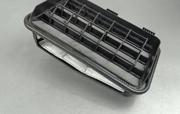KIA Sorento IV Quarter panel pressure vent 
