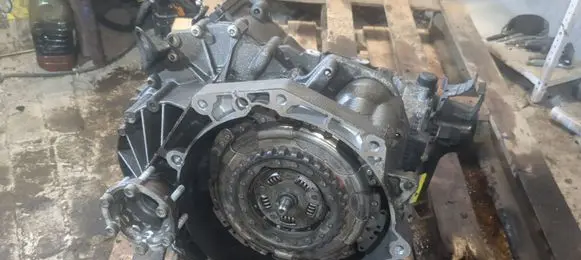 Volkswagen Golf V Automatic gearbox 325065AB 0AM301103