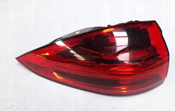 Porsche Cayenne (92A) Rear/tail lights 7P5945207P