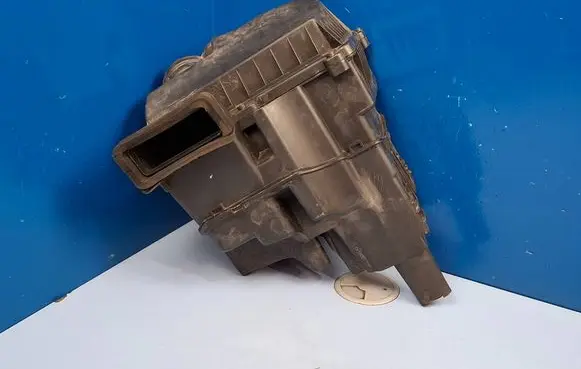 Peugeot Expert Air filter box 9676423480