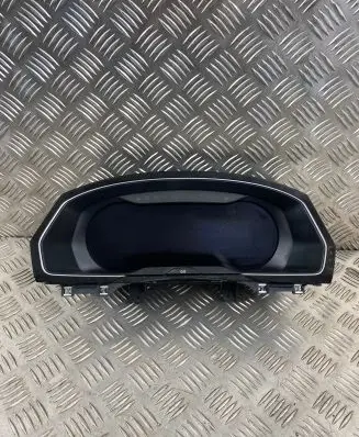 Volkswagen PASSAT B8 Speedometer (instrument cluster) 3G0920791B