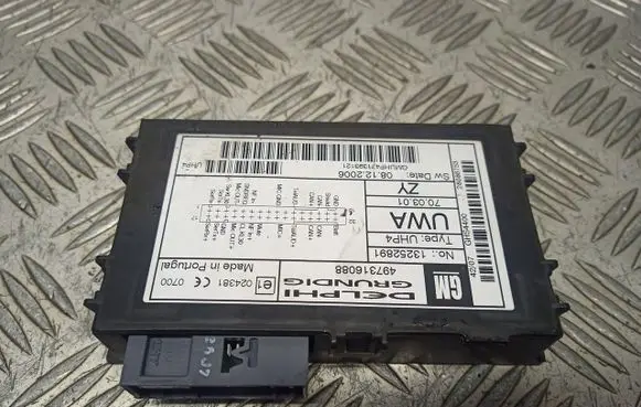 Opel Vectra C Bluetooth control unit module 13252891
