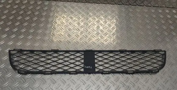 Toyota Yaris Verso Front bumper lower grill 5311252090