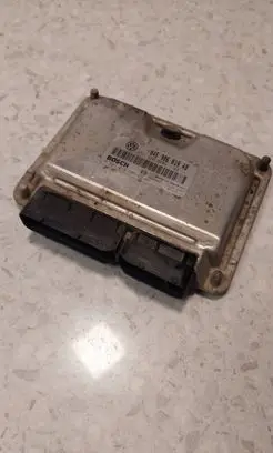 Volkswagen Polo III 6N 6N2 6NF Engine control unit/module 045906019AB 0281010503