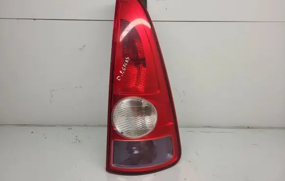 Renault Espace III Rear/tail lights 8200027152