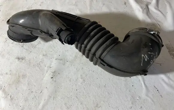 BMW 3 F30 F35 F31 Air intake hose/pipe 7804846 58650910